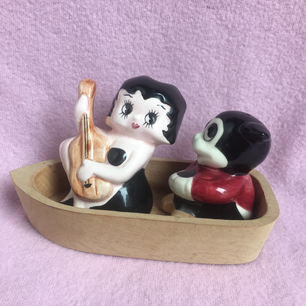 Betty Boop and Bimbo Salt and Pepper shakers
